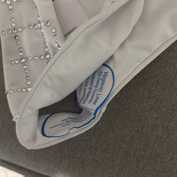 Beach Riot Bikini Bottom - Picture 2 of 4